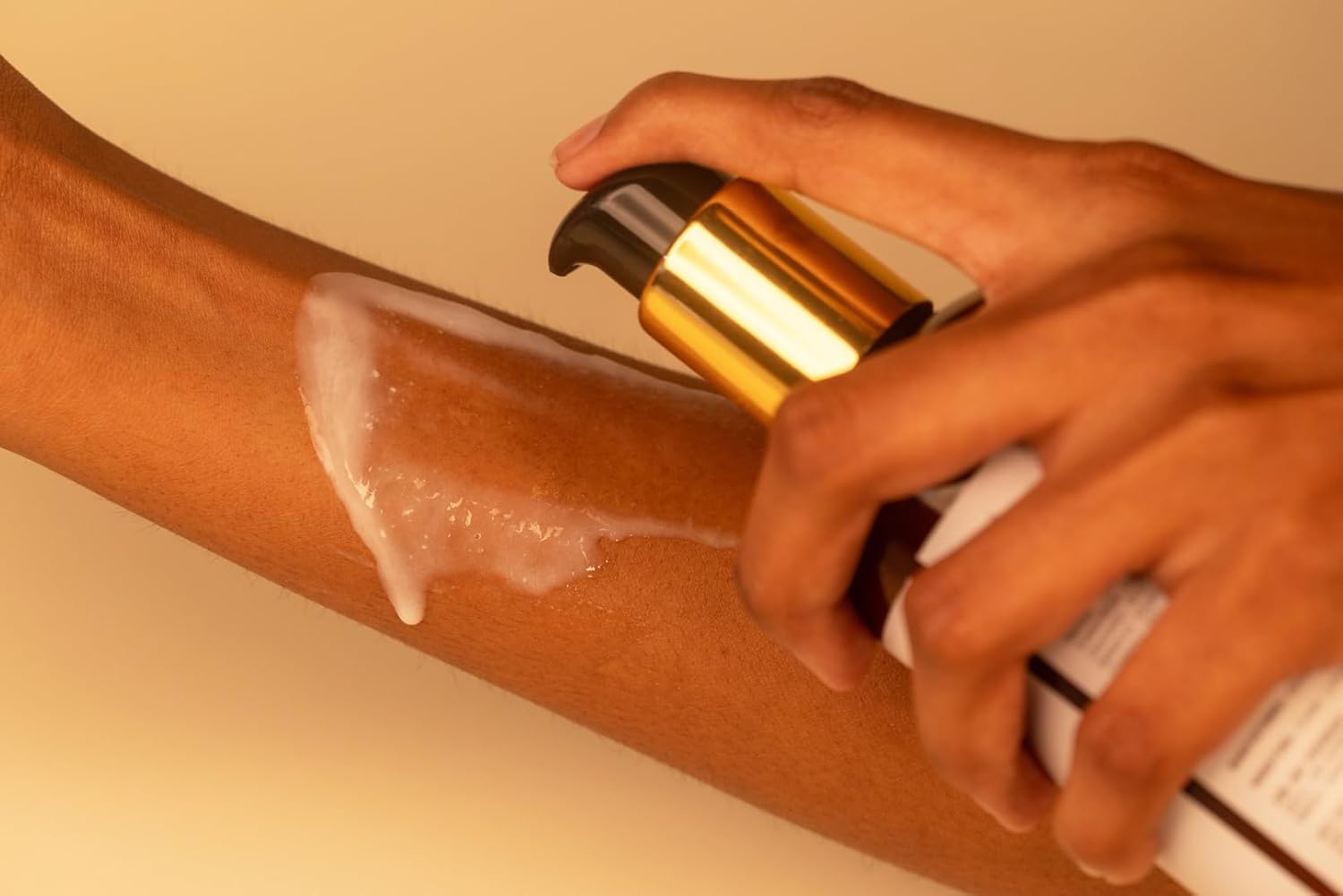 eleme Rose & Lavender Body Milk – Lightweight Daily Moisturiser for Soft, Nourished & Calm Skin - 200ml eleme