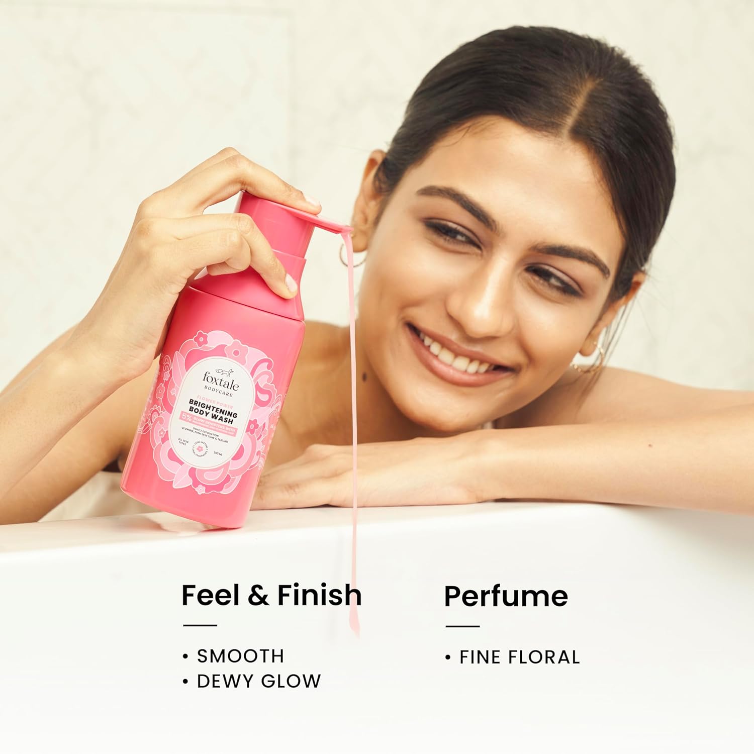 Foxtale De-Tan Brightening Body Wash | Glycolic Acid & Niacinamide for Glowing Skin | Removes Tan & Evens Skin | 6+ hrs odour control | SLS-Free | Body Wash for Women & Men | All Skin Type | 250 ml FOXTALE