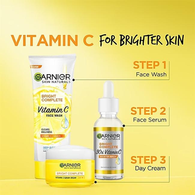 GARNIER Bright Complete Vitamin C + Lemon Face Wash Clean Dullness 100 G Garnier